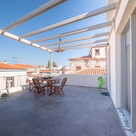 The Roof - Flat Sea View In Aegina Town Apartman Kültér fotó